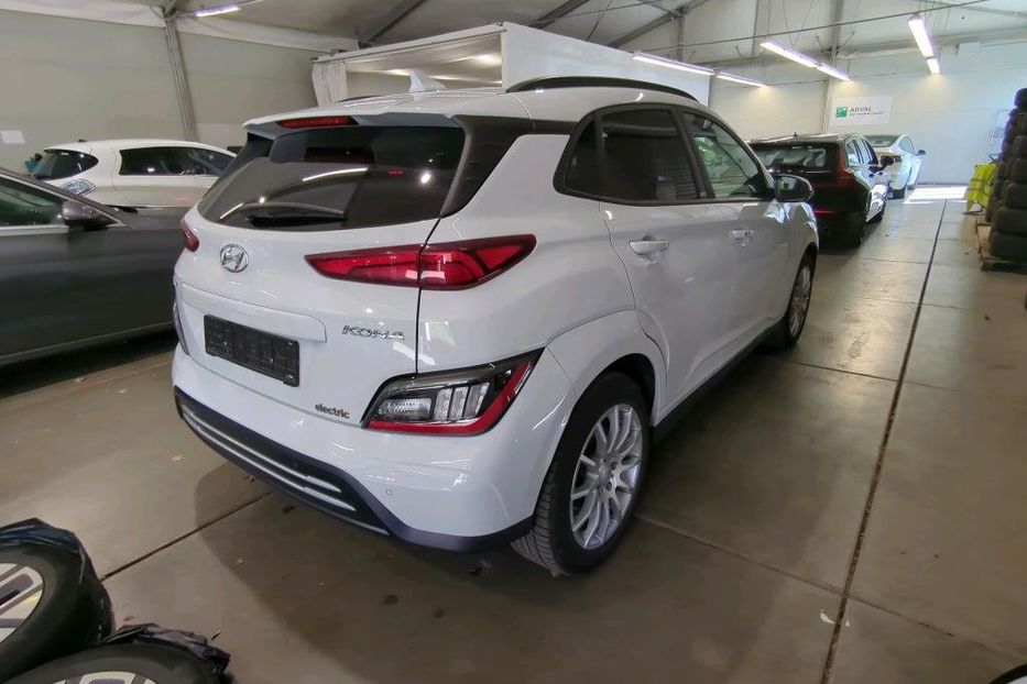 Продам Hyundai Kona 64 kw авто в дорозі  2021 года в Львове