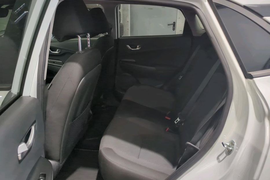 Продам Hyundai Kona 64 kw авто в дорозі  2021 года в Львове