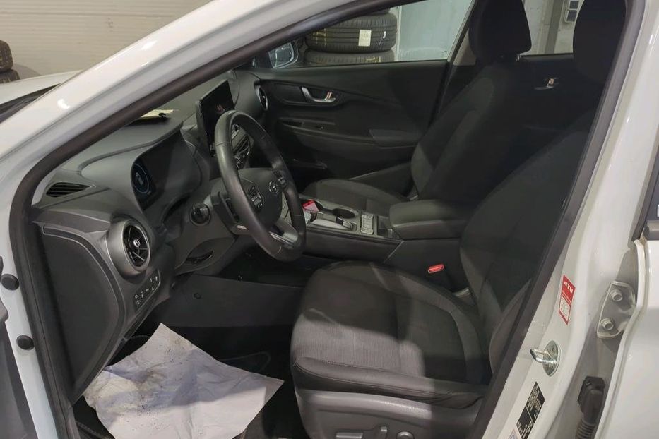 Продам Hyundai Kona 64 kw авто в дорозі  2021 года в Львове