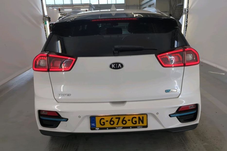 Продам Kia Niro 64 kw авто в дорозі 2021 года в Львове