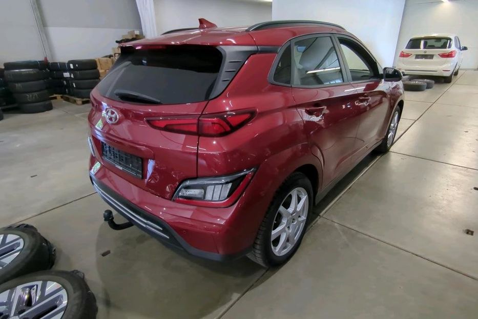 Продам Hyundai Kona 64 kw авто в дорозі 2021 года в Львове