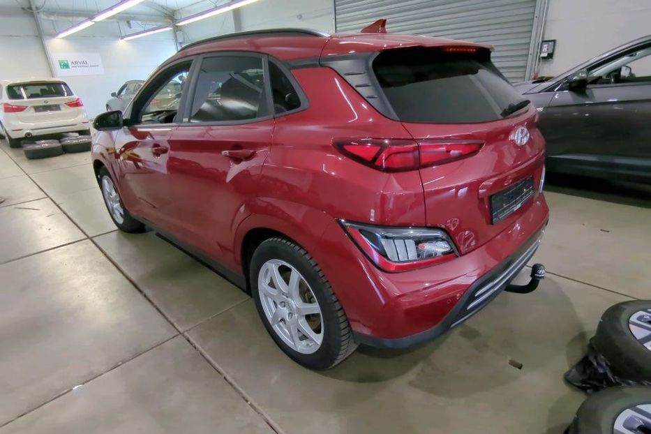 Продам Hyundai Kona 64 kw авто в дорозі 2021 года в Львове
