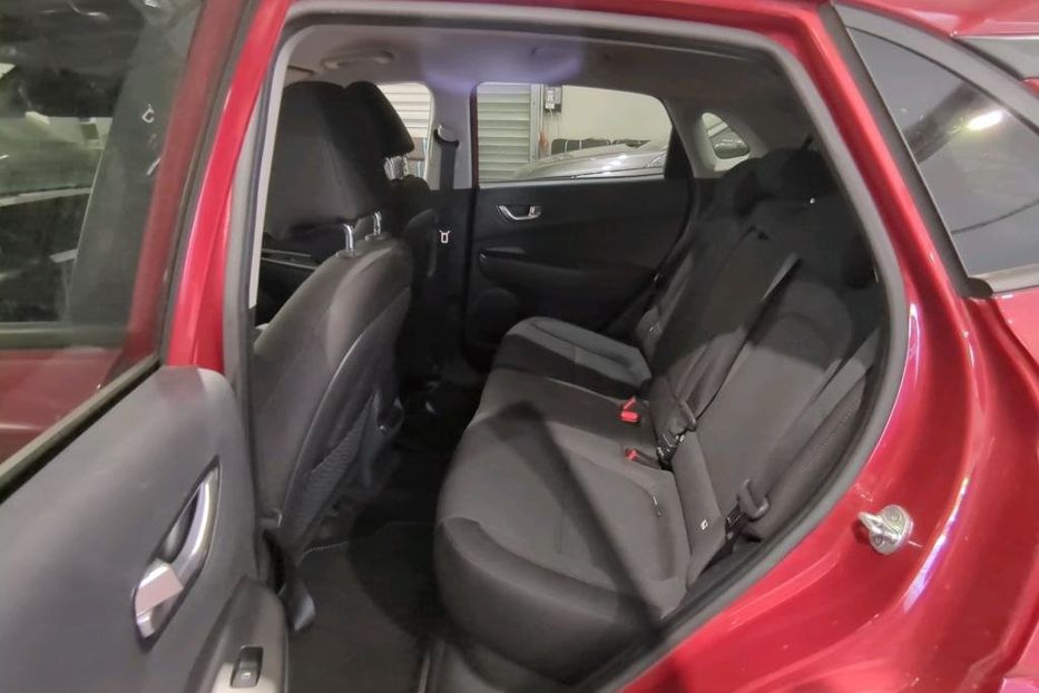 Продам Hyundai Kona 64 kw авто в дорозі 2021 года в Львове