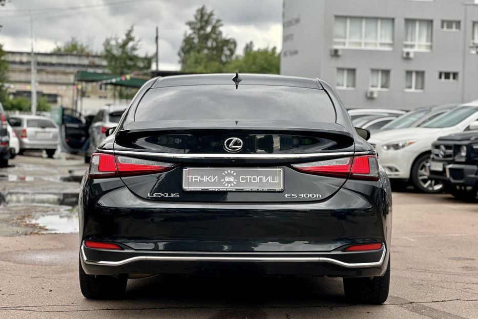 Продам Lexus ES 300 2022 года в Киеве