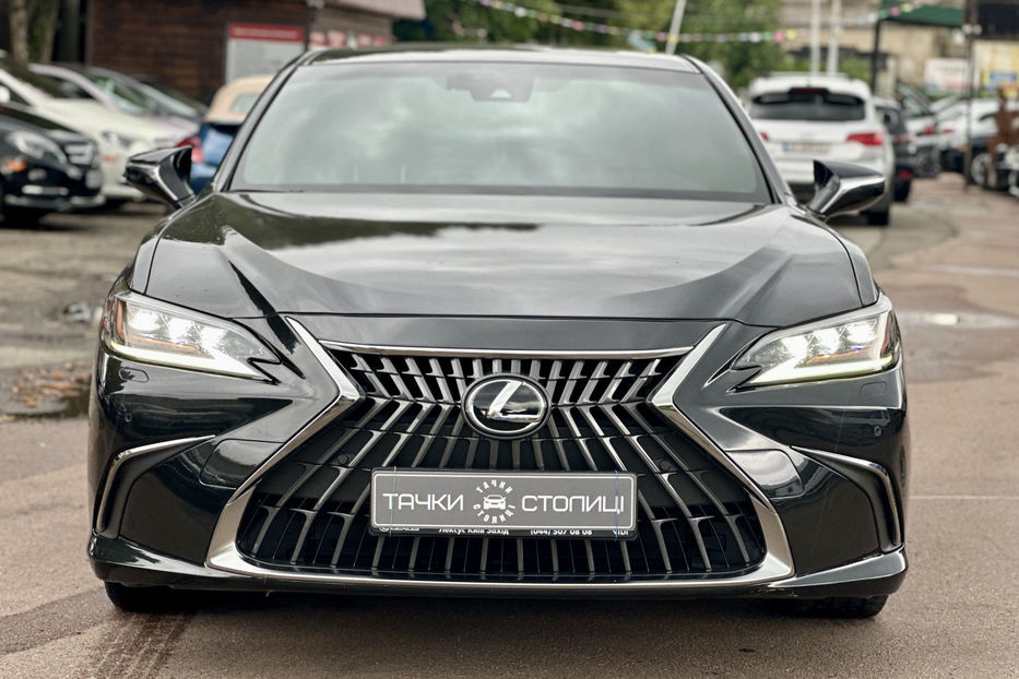 Продам Lexus ES 300 2022 года в Киеве
