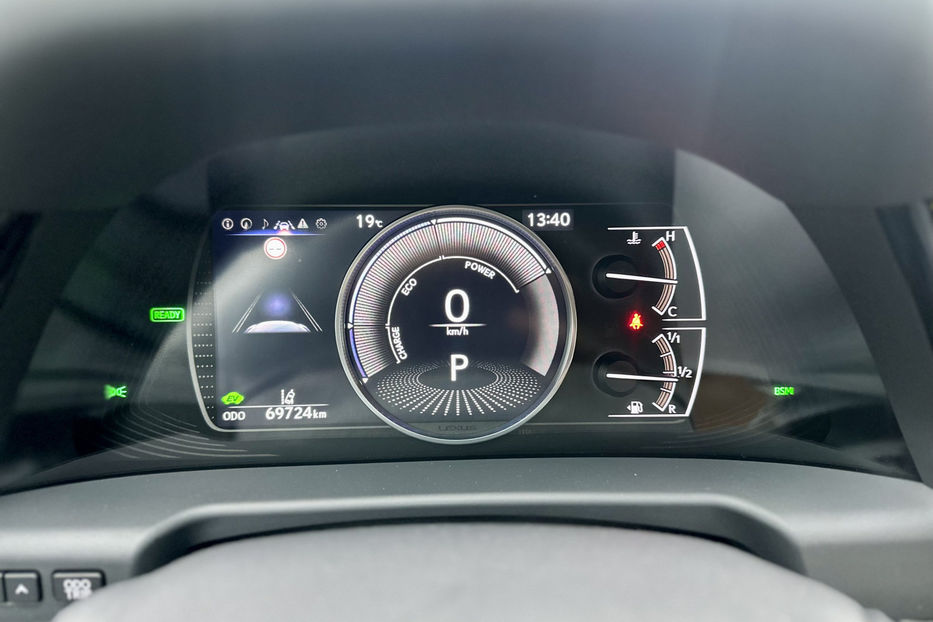 Продам Lexus ES 300 2022 года в Киеве