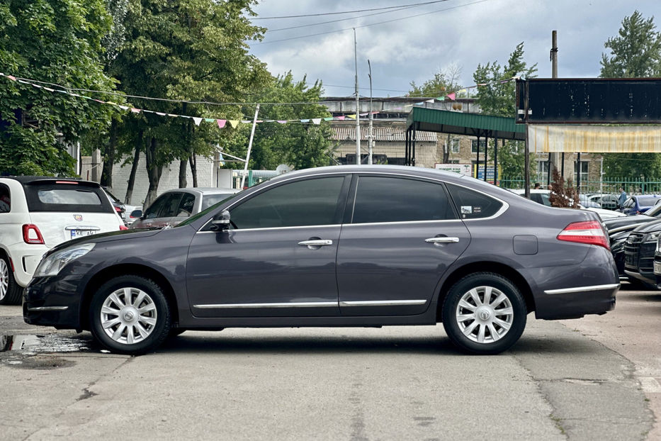 Продам Nissan Teana 2010 года в Киеве