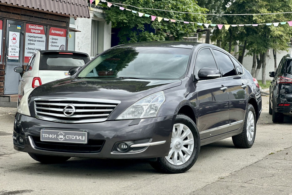 Продам Nissan Teana 2010 года в Киеве