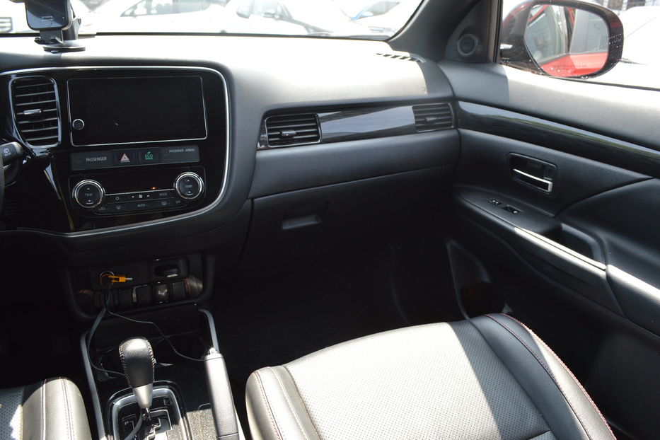 Продам Mitsubishi Outlander 2018 года в Одессе
