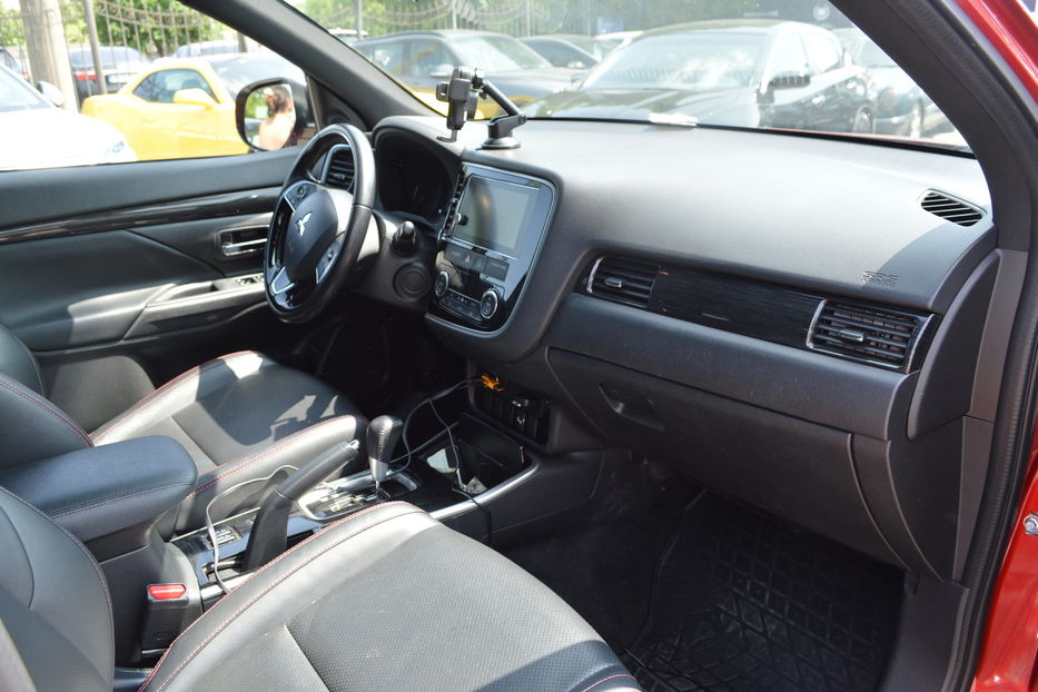 Продам Mitsubishi Outlander 2018 года в Одессе