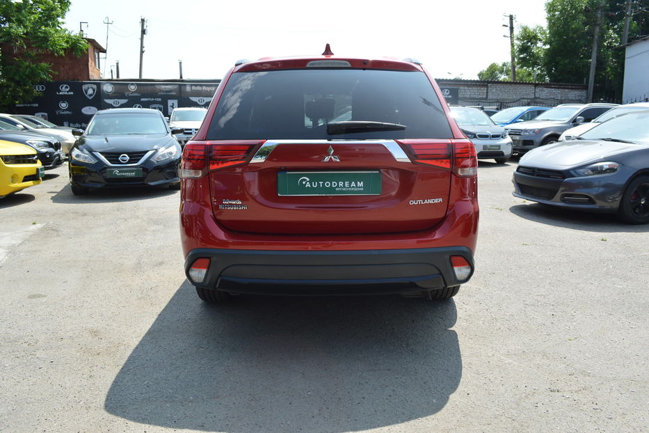 Продам Mitsubishi Outlander 2018 года в Одессе