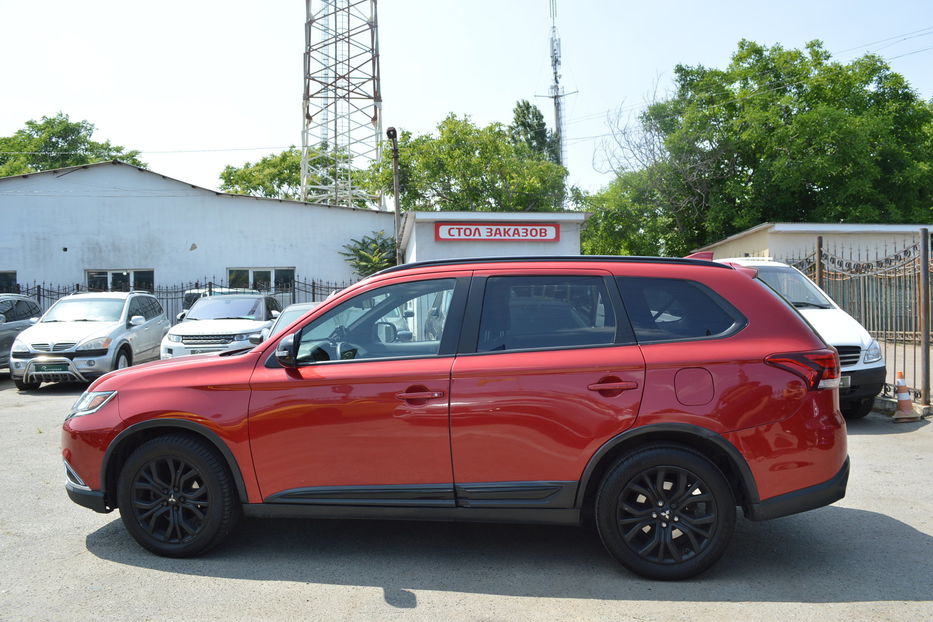 Продам Mitsubishi Outlander 2018 года в Одессе