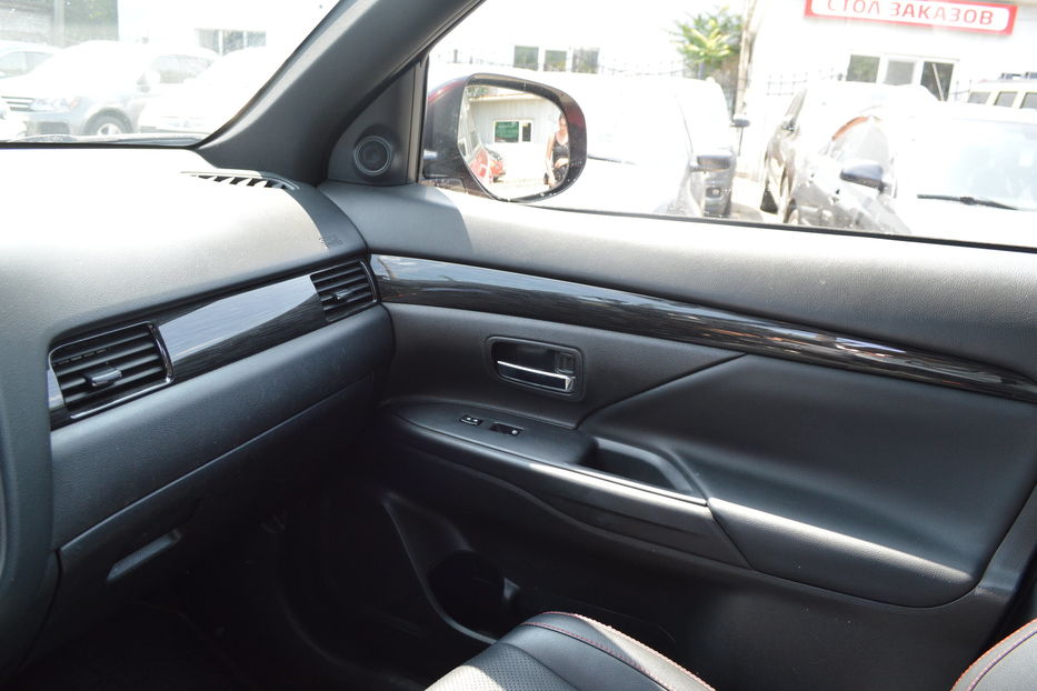 Продам Mitsubishi Outlander 2018 года в Одессе