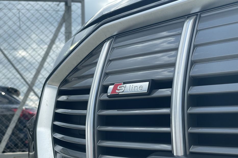 Продам Audi E-Tron 55 S Line quattro  2022 года в Львове