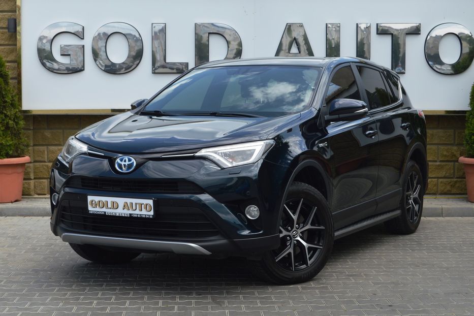 Продам Toyota Rav 4 2017 года в Одессе