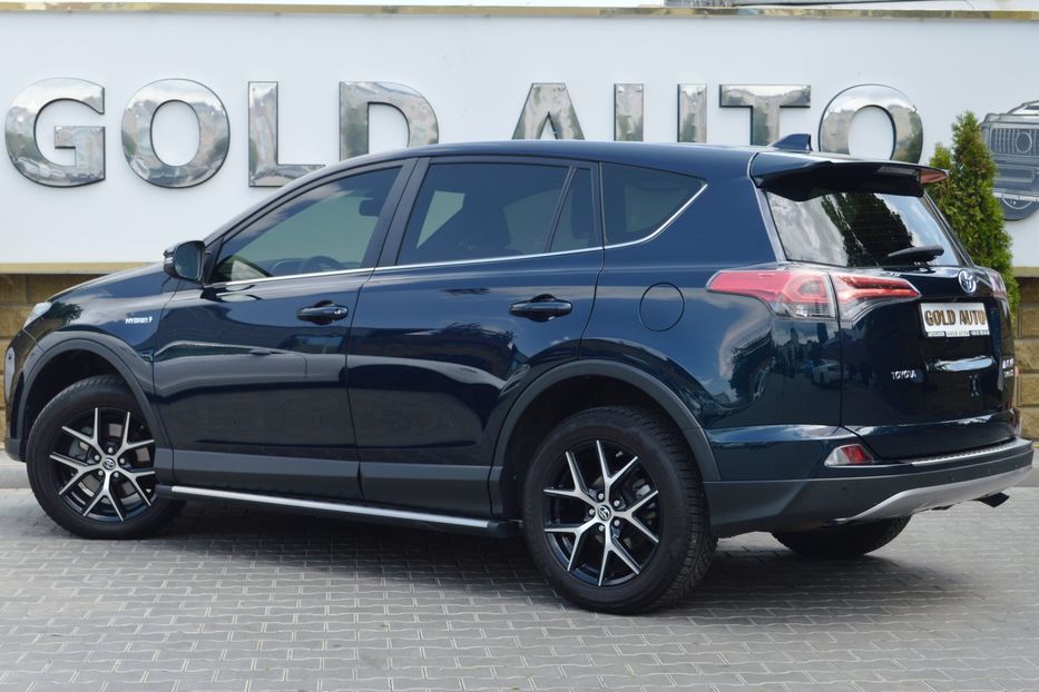 Продам Toyota Rav 4 2017 года в Одессе