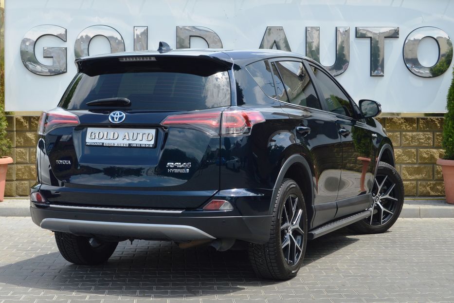 Продам Toyota Rav 4 2017 года в Одессе