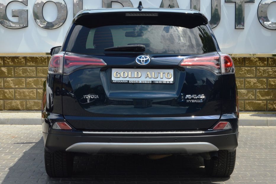 Продам Toyota Rav 4 2017 года в Одессе