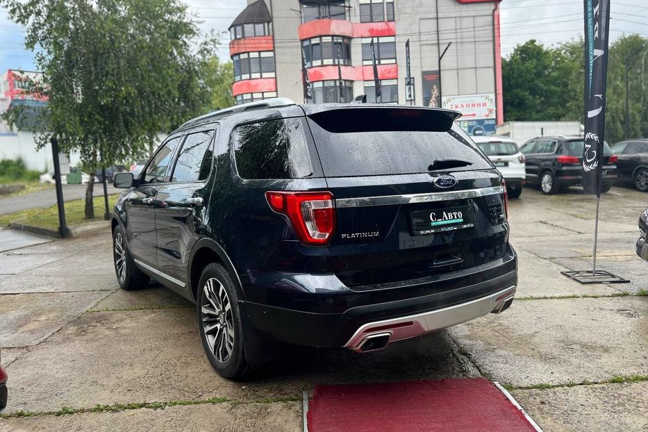 Продам Ford Explorer 2016 года в Черновцах