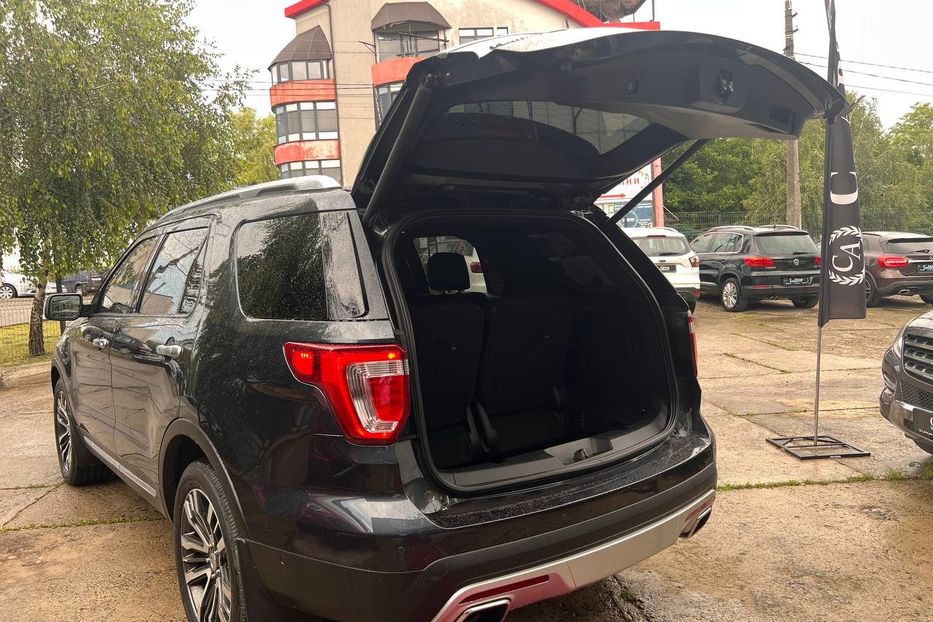 Продам Ford Explorer 2016 года в Черновцах