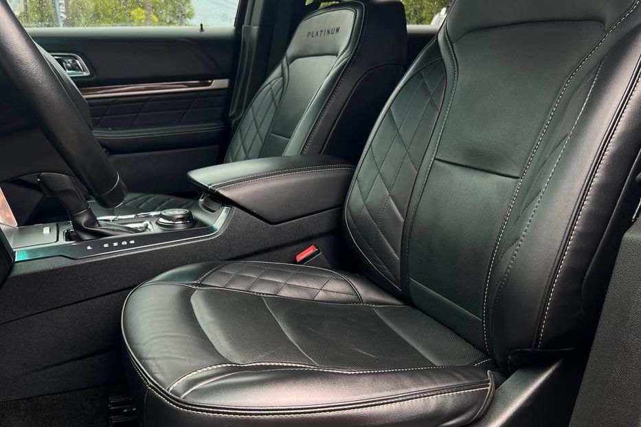 Продам Ford Explorer 2016 года в Черновцах