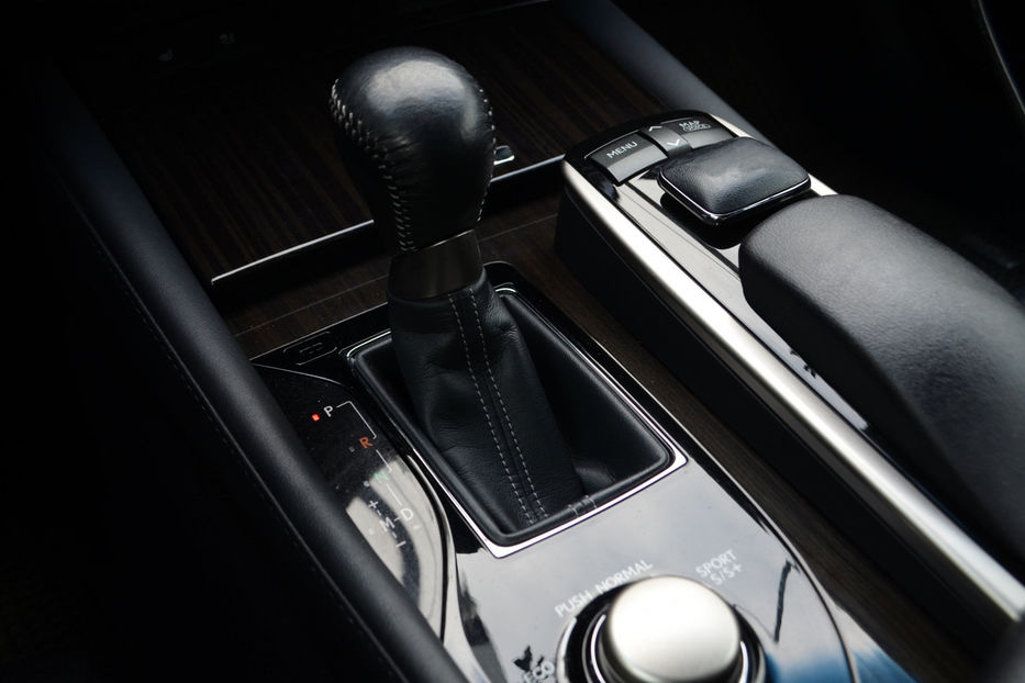 Продам Lexus GS 350 2012 года в Киеве