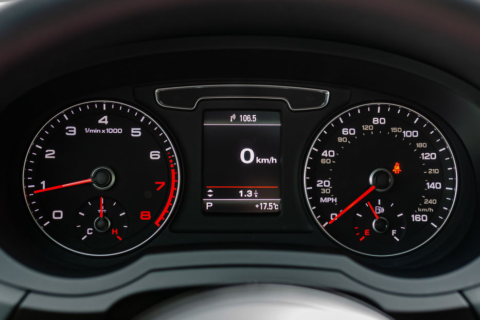 Продам Audi Q3 2.0T QUATTRO 2017 года в Киеве