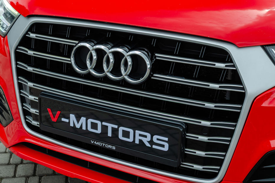 Продам Audi Q3 2.0T QUATTRO 2017 года в Киеве