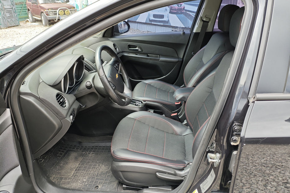 Продам Chevrolet Cruze 2012 года в Киеве
