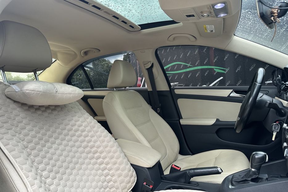 Продам Volkswagen Jetta 2.5 SE 2011 года в Киеве