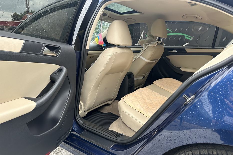 Продам Volkswagen Jetta 2.5 SE 2011 года в Киеве
