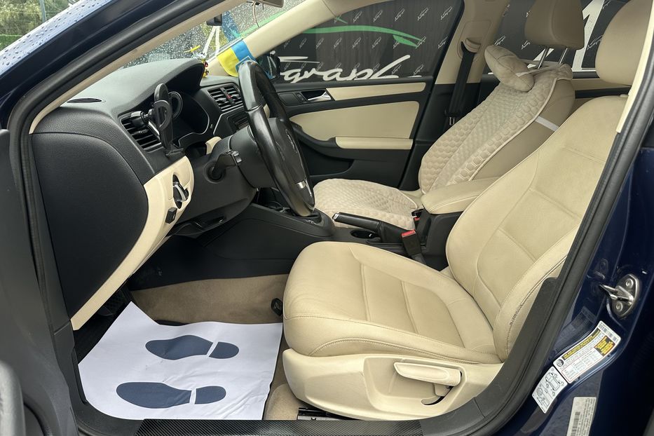 Продам Volkswagen Jetta 2.5 SE 2011 года в Киеве
