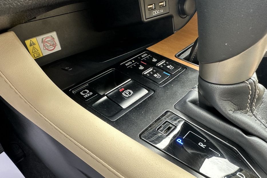 Продам Lexus RX 450 Hybrid Premium 2021 года в Киеве