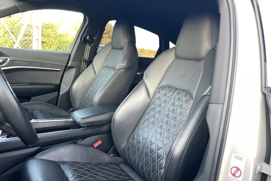Продам Audi E-Tron 55 авто в Рівному 95kwh 2021 года в Ровно