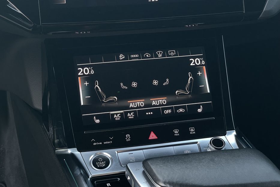 Продам Audi E-Tron 55 авто в Рівному 95kwh 2021 года в Ровно