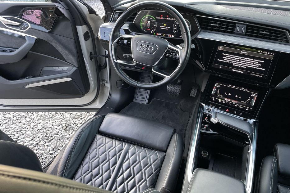 Продам Audi E-Tron 55 авто в Рівному 95kwh 2021 года в Ровно