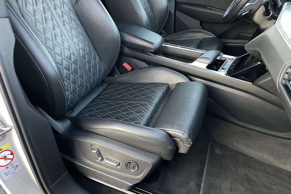 Продам Audi E-Tron 55 авто в Рівному 95kwh 2021 года в Ровно