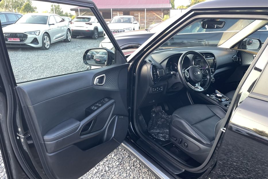 Продам Kia Soul 64 kw 2020 года в Львове