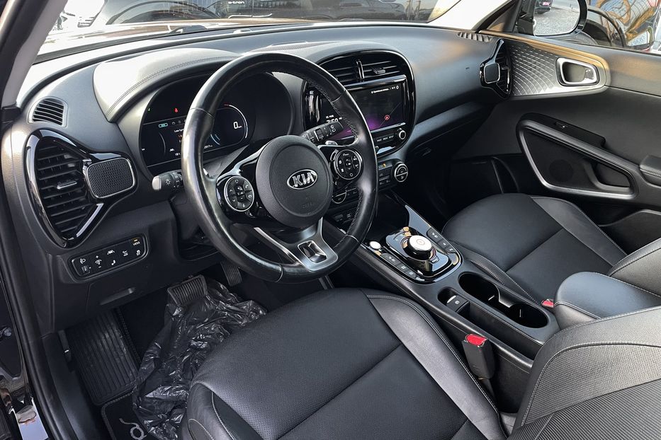 Продам Kia Soul 64 kw 2020 года в Львове