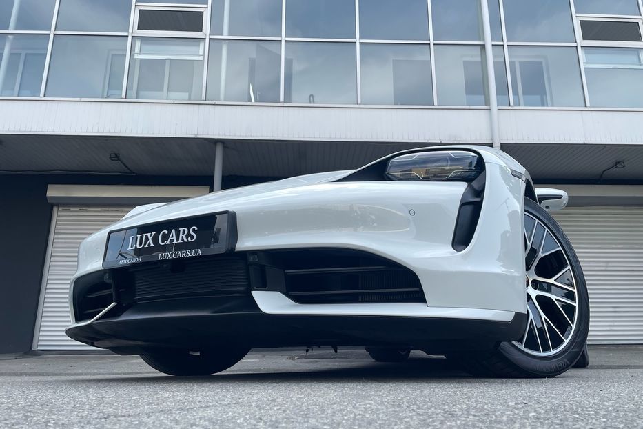 Продам Porsche Taycan Turbo 2020 года в Киеве