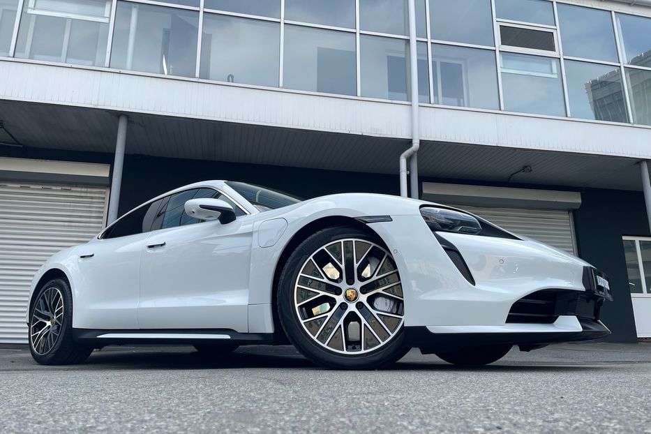 Продам Porsche Taycan Turbo 2020 года в Киеве