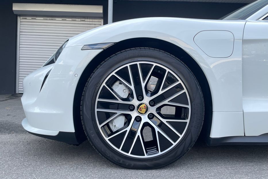 Продам Porsche Taycan Turbo 2020 года в Киеве