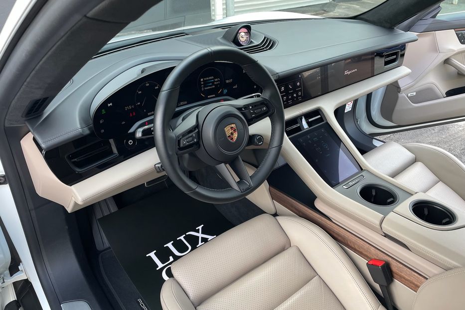 Продам Porsche Taycan Turbo 2020 года в Киеве