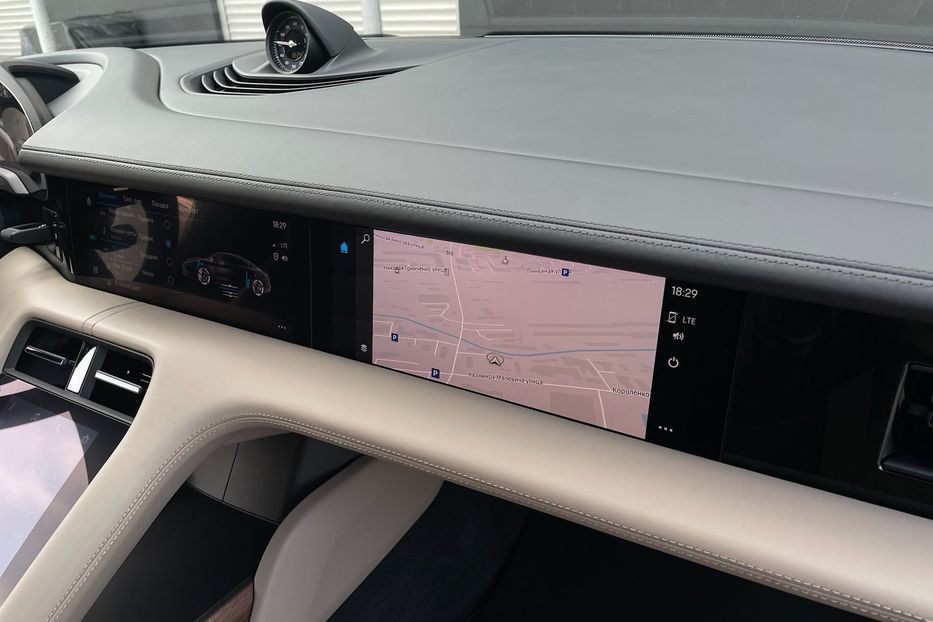 Продам Porsche Taycan Turbo 2020 года в Киеве