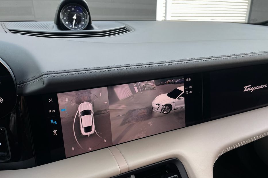 Продам Porsche Taycan Turbo 2020 года в Киеве