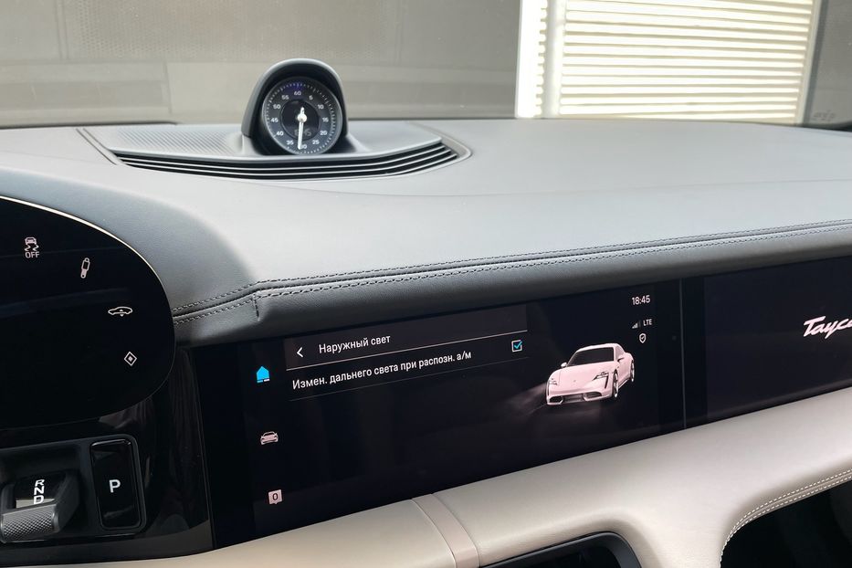 Продам Porsche Taycan Turbo 2020 года в Киеве