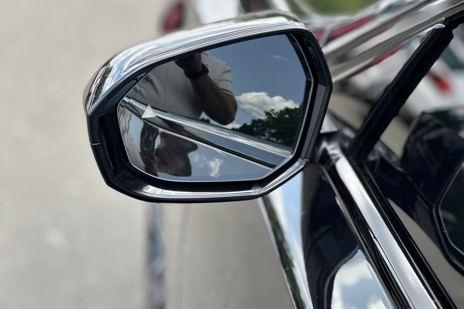 Продам BMW 760 i 2023 года в Киеве