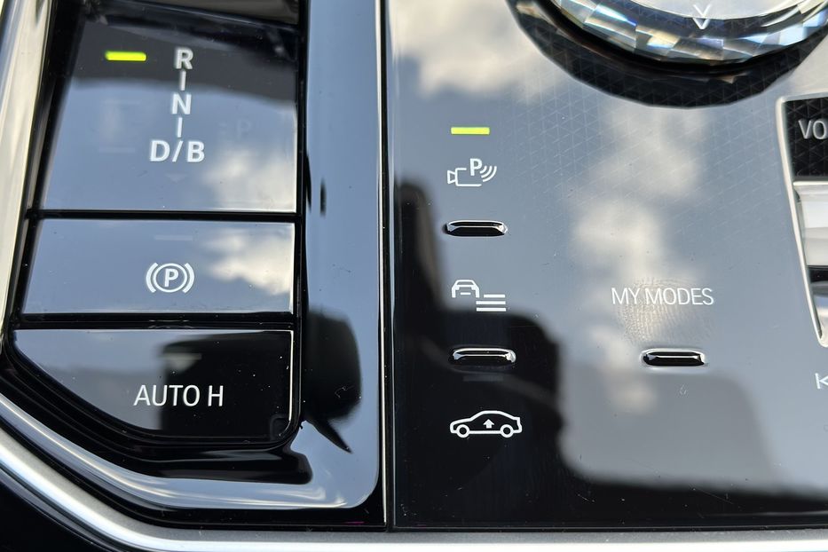 Продам BMW 760 i 2023 года в Киеве