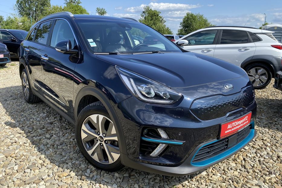 Продам Kia Niro ПідгрівсидінькермаСліпізониJBL 2020 года в Львове