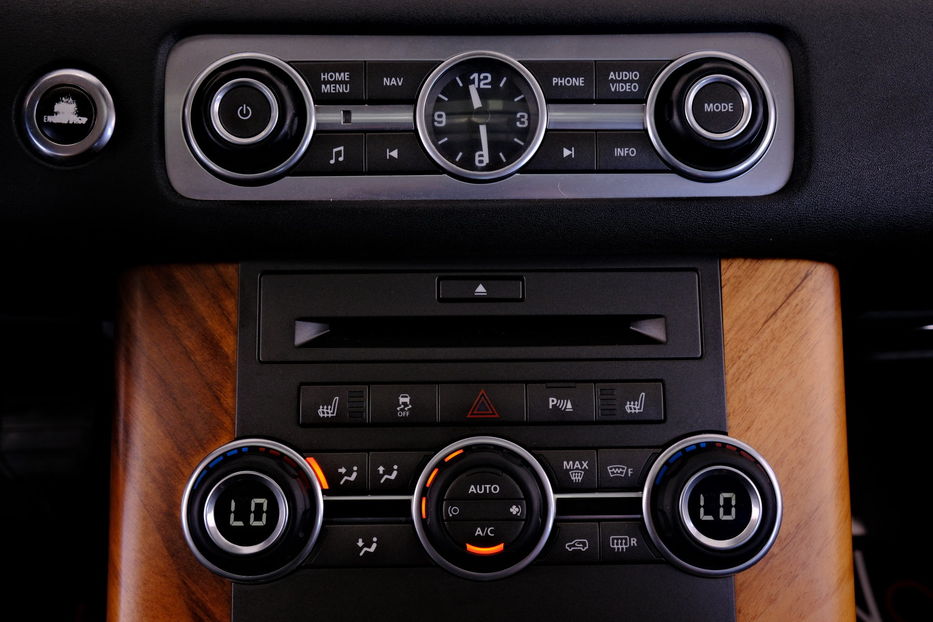 Продам Land Rover Range Rover Sport 2012 года в Одессе